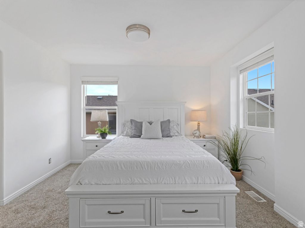 Image 11 of property listing at 4914 W DUNCAN MEADOW LN, Riverton, UT 84096