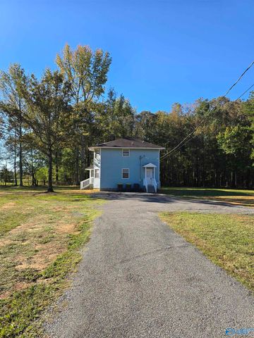 126 Bernices Private Drive, Danville, AL 35640