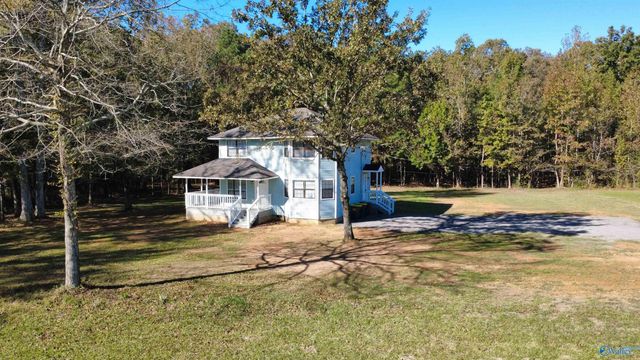 126 Bernices Private Drive, Danville, AL 35640