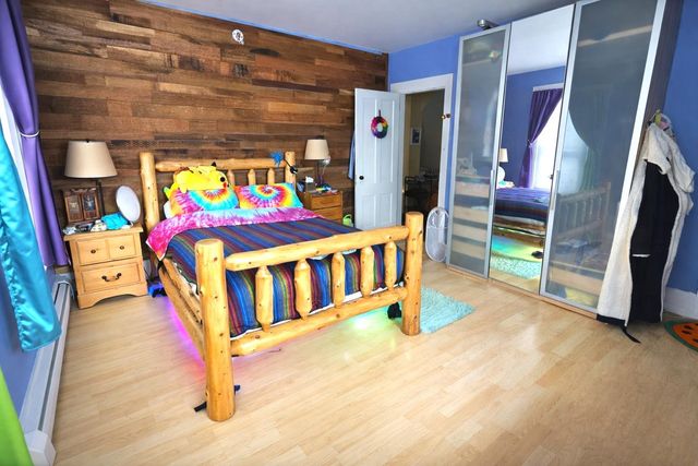 176 High Street, Brattleboro, VT 05301