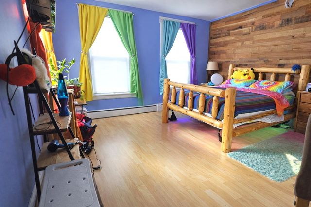 176 High Street, Brattleboro, VT 05301