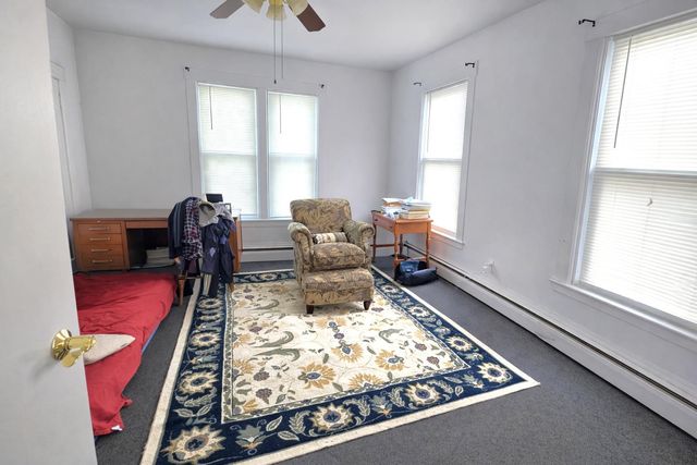 176 High Street, Brattleboro, VT 05301