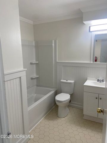 434 Crawford Street, Shrewsbury Twp, NJ 07724