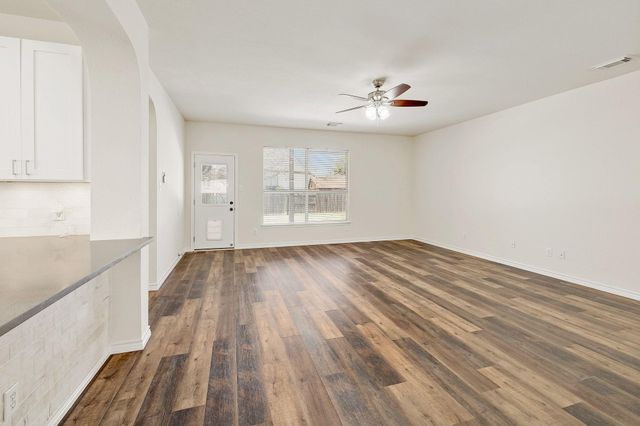 2307 Hayfield SQ, Pflugerville, TX 78660