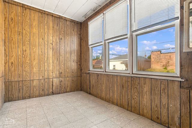 3046 N Davlin Court, Chicago, IL 60618
