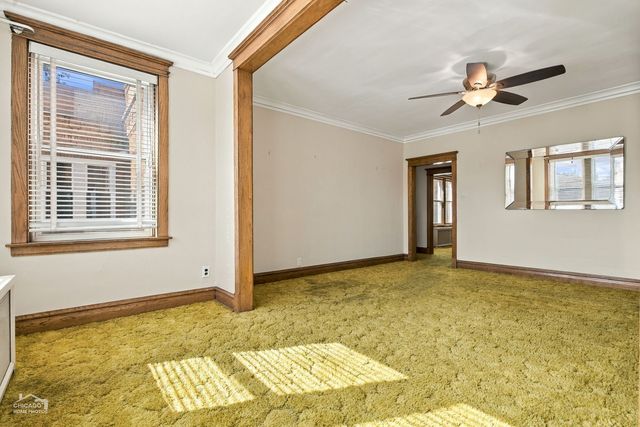 3046 N Davlin Court, Chicago, IL 60618