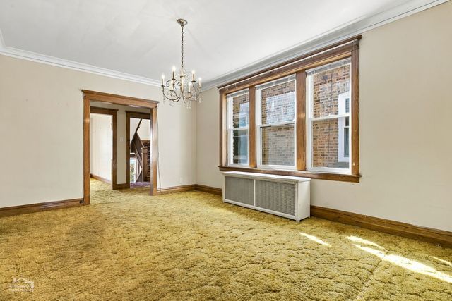 3046 N Davlin Court, Chicago, IL 60618
