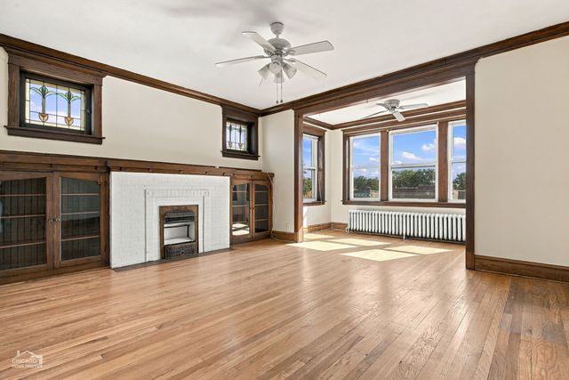 3046 N Davlin Court, Chicago, IL 60618