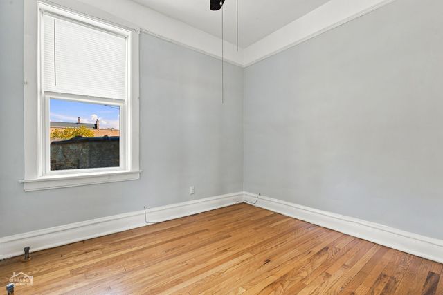3046 N Davlin Court, Chicago, IL 60618
