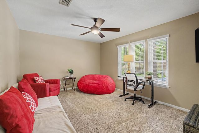 2211 Laurel Hill Drive, Kingwood, TX 77339