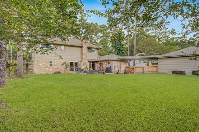 2211 Laurel Hill Drive, Kingwood, TX 77339