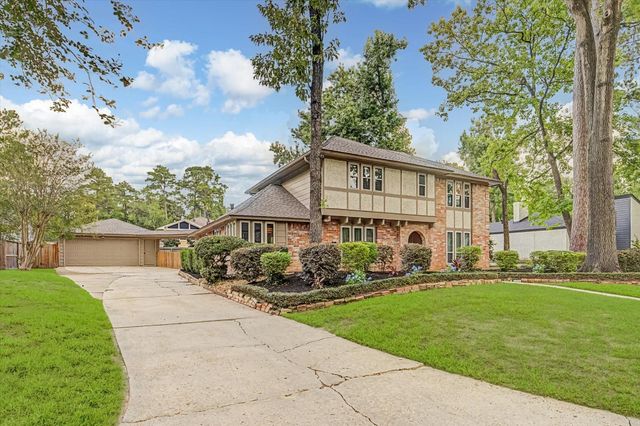 2211 Laurel Hill Drive, Kingwood, TX 77339