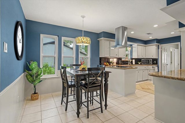 2211 Laurel Hill Drive, Kingwood, TX 77339