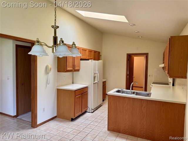 41378 Fortuna Drive 125, Clinton Township, MI 48038