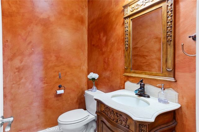 228 Vista Grande, Escondido, CA 92025