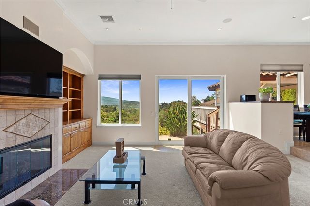 228 Vista Grande, Escondido, CA 92025