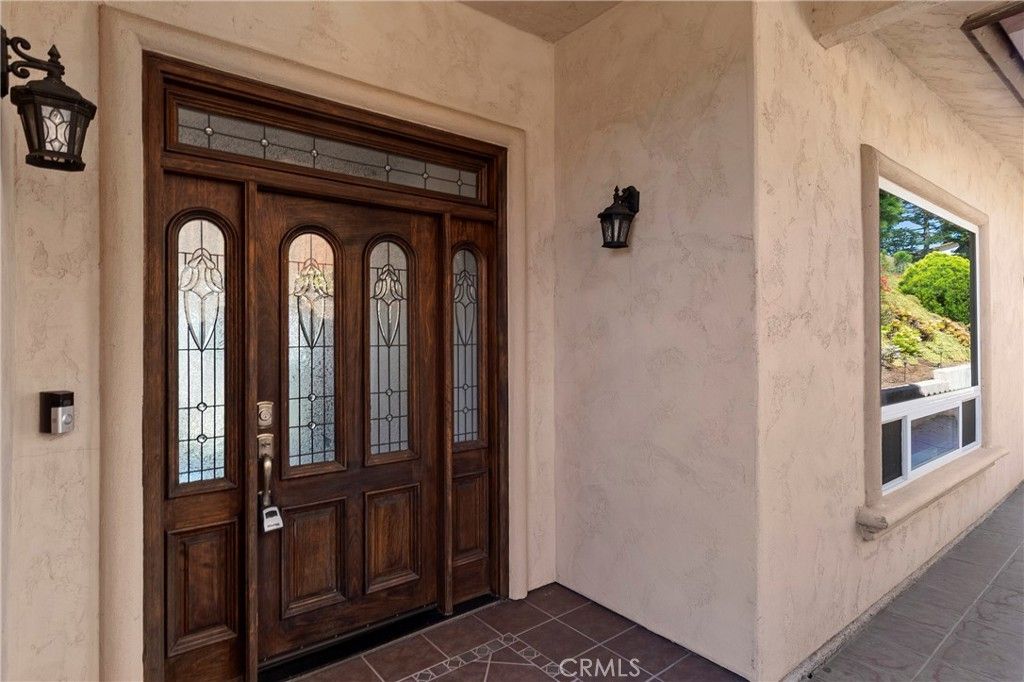 228 Vista Grande, Escondido, CA 92025 — photo 2