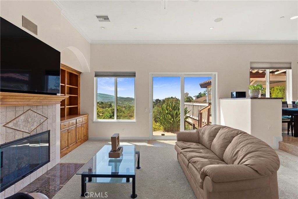 228 Vista Grande, Escondido, CA 92025 — photo 3