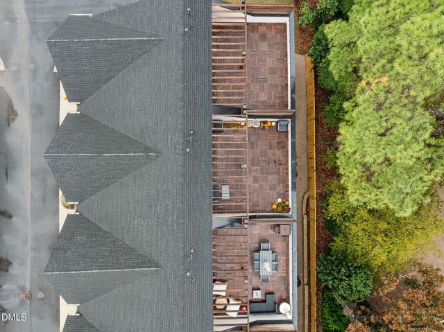 811 Maple Berry Lane 105, Raleigh, NC 27607