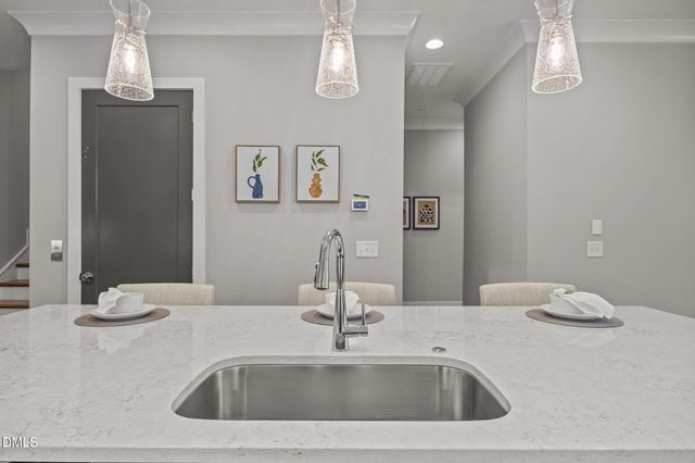 811 Maple Berry Lane 105, Raleigh, NC 27607