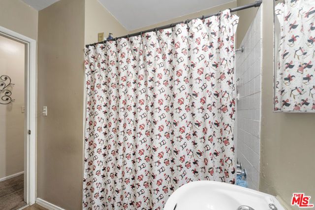 210 W Fuego Street, Long Beach, CA 90805