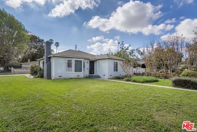 210 W Fuego Street, Long Beach, CA 90805