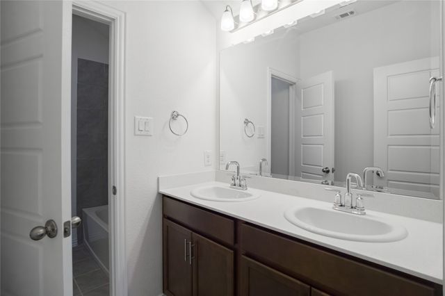 3316 Cloyce Box Drive, Anna, TX 75409