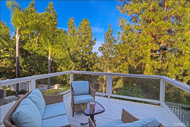 12 Hawaii, Aliso Viejo, CA 92656