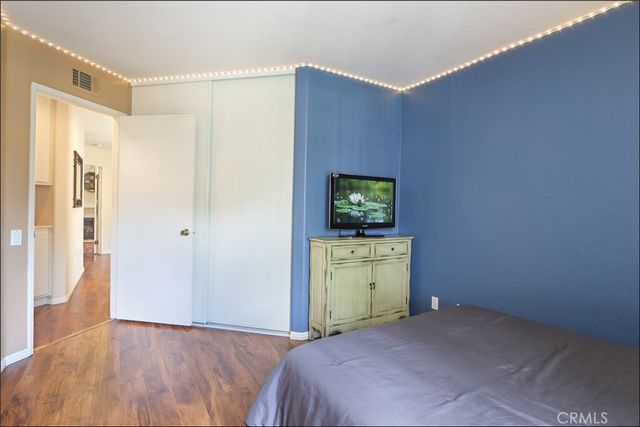 12 Hawaii, Aliso Viejo, CA 92656
