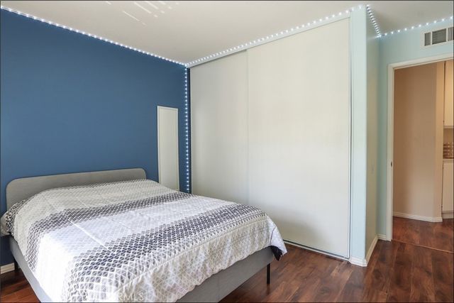12 Hawaii, Aliso Viejo, CA 92656