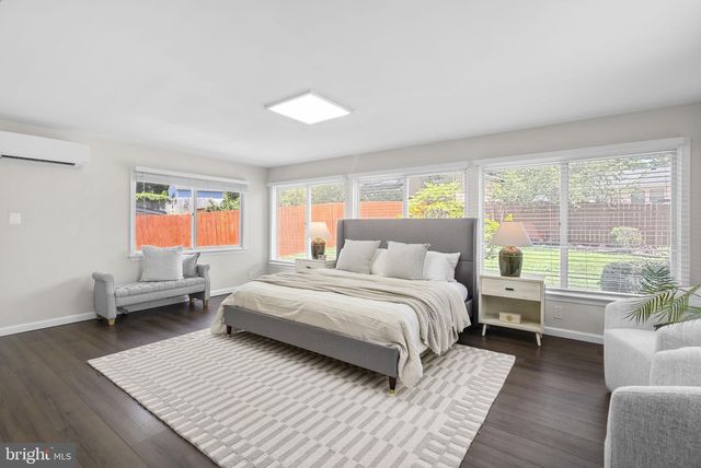 11919 TILDENWOOD DR, Rockville, MD 20852