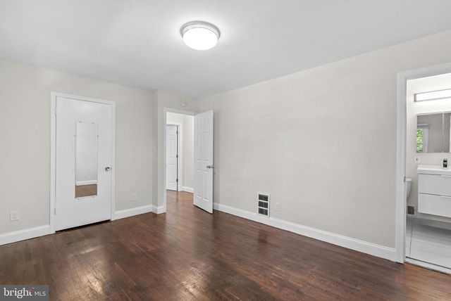 11919 TILDENWOOD DR, Rockville, MD 20852