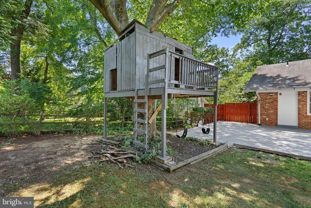 11919 TILDENWOOD DR, Rockville, MD 20852
