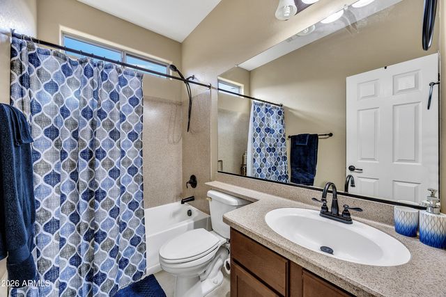 2437 E LODGEPOLE Drive, Gilbert, AZ 85298