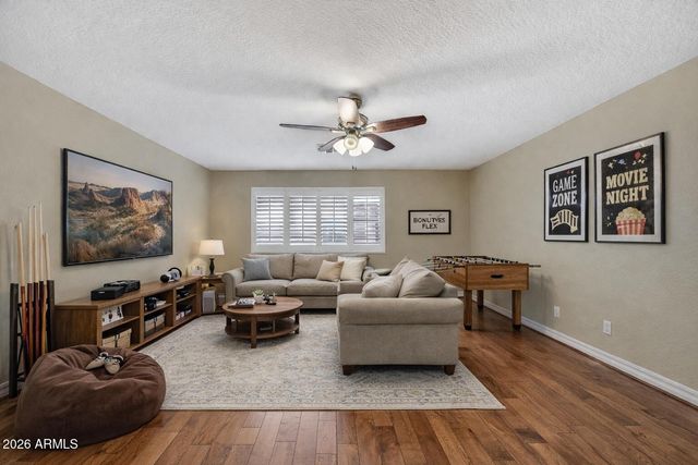 2437 E LODGEPOLE Drive, Gilbert, AZ 85298