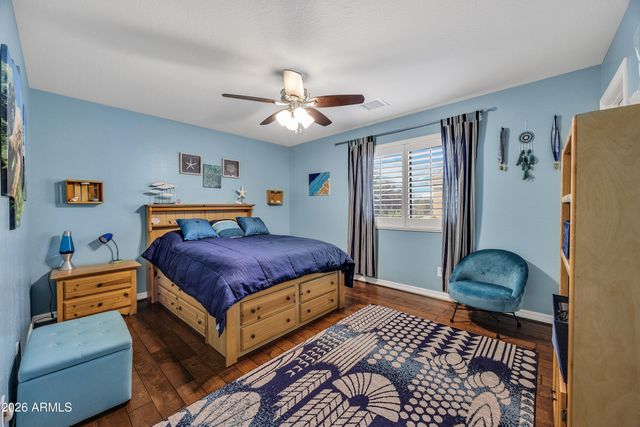 2437 E LODGEPOLE Drive, Gilbert, AZ 85298