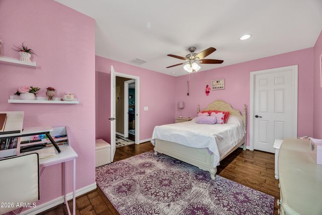 2437 E LODGEPOLE Drive, Gilbert, AZ 85298