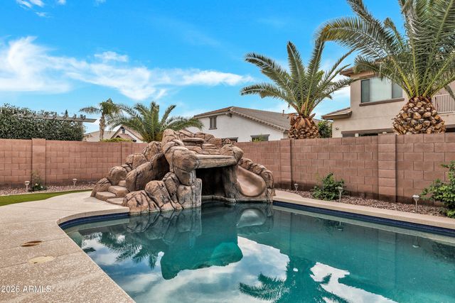 2437 E LODGEPOLE Drive, Gilbert, AZ 85298