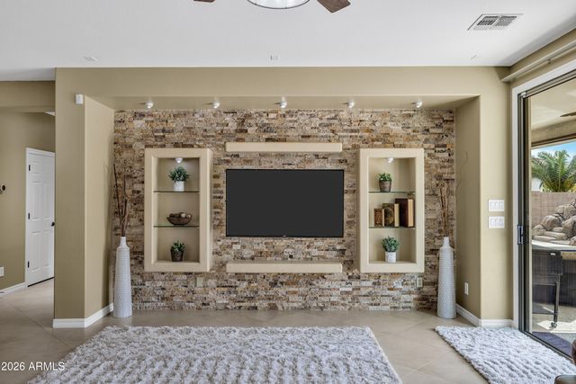 2437 E LODGEPOLE Drive, Gilbert, AZ 85298