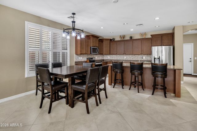 2437 E LODGEPOLE Drive, Gilbert, AZ 85298