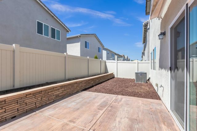 3835 Sunsetparke, Sacramento, CA 95834