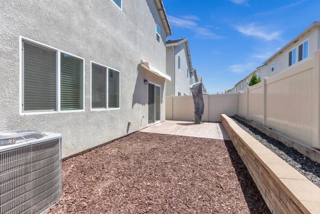3835 Sunsetparke, Sacramento, CA 95834