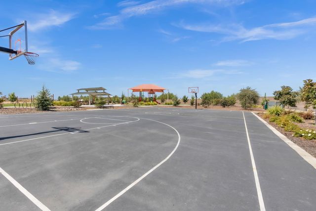 3835 Sunsetparke, Sacramento, CA 95834