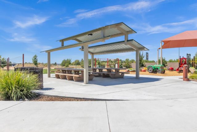 3835 Sunsetparke, Sacramento, CA 95834