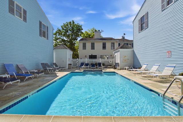 22 Washington Mews 22, Port Chester, NY 10573