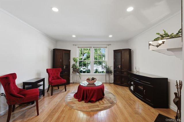 22 Washington Mews 22, Port Chester, NY 10573