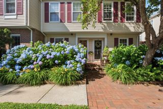 22 Washington Mews 22, Port Chester, NY 10573