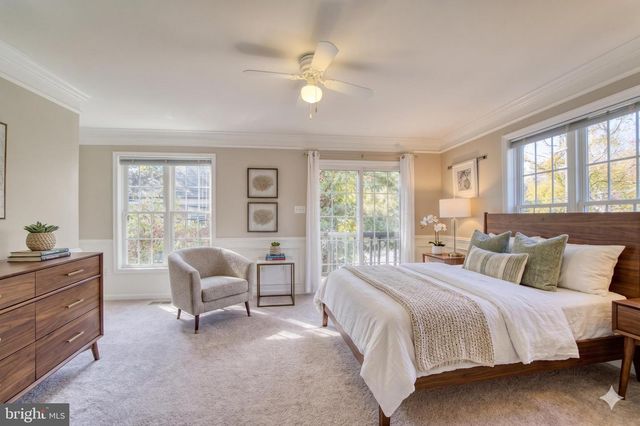 1624 S TAYLOR ST, Arlington, VA 22204