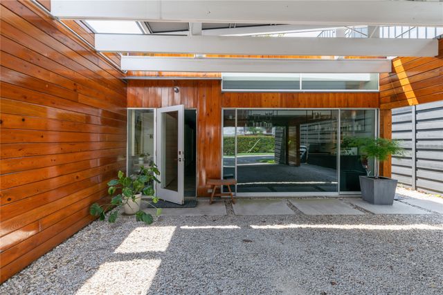 2712 Throckmorton Street A, Dallas, TX 75219