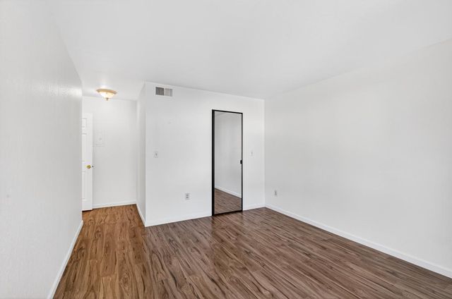 294 Tradewinds 4, San Jose, CA 95123